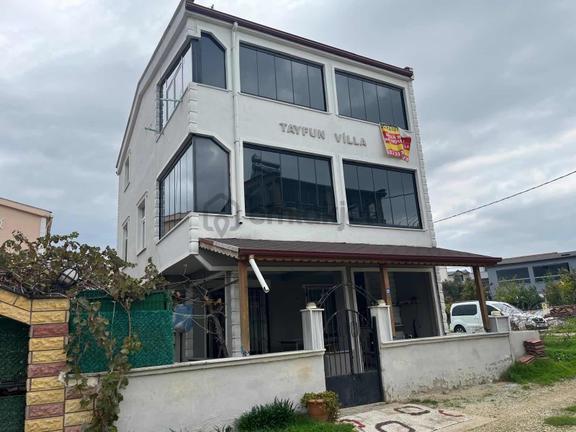 Bu Fırsat Kaçmaz Satılık 147 M2 3 Katlı Yazlık + 147m2 Arsa 2
