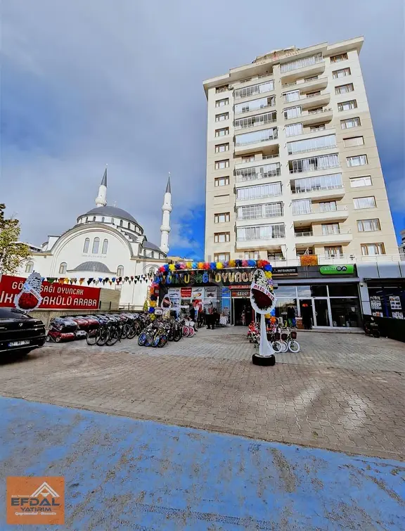 Kurumsal Kiracılı Meram Çeçenistan Cadde Cepheli Satılık Dükkan 1