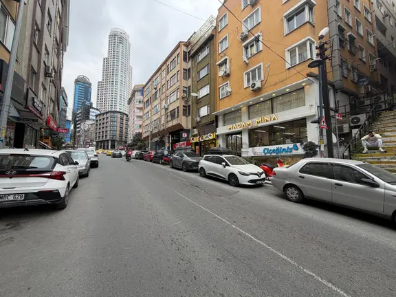 Şişli’de-prestijli Konum-lüks Ve Tam Donanımlı Kuaför Ve Güzellik Merkezi 2