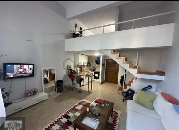 Kordonboyu Sahilde Satilik 1+1loft Daire 1