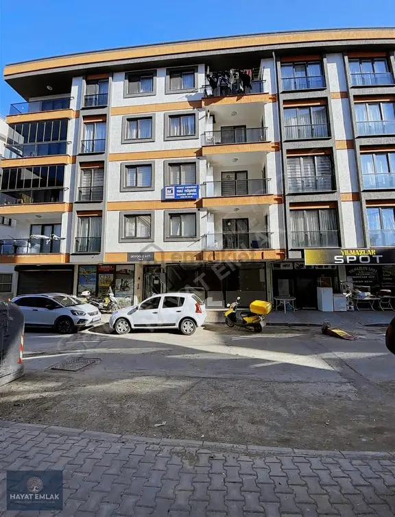 Tuzla'da Satılık 3+1 Daire 1