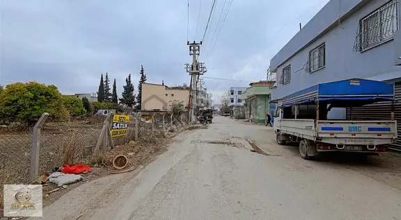 Seyhan Uçakalanı Mh Satılık 1000m² Arsa Cadde Üzerinde 2