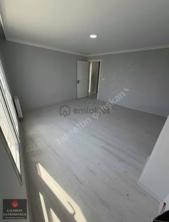 Arnavutköy De Satılık Sıfır 2+1 100 Metre Ara Kat Daire 2