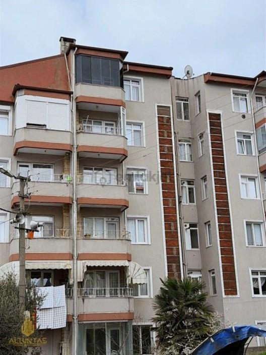 Gölcük Halıdere'de Kira Getirisi Yüksek 2 + 1 Daıre 2
