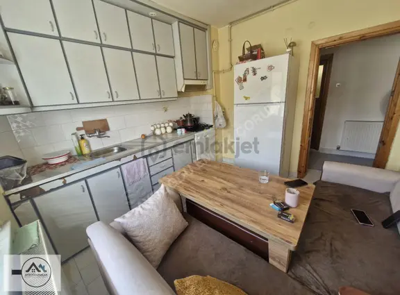 Aydoğdu'dan Kakaç Okulu Civarı 3+1 Daire 100m² Ara Kat Masrafsız 1