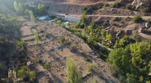 Nehir Kenarında Muazzam Bahçe Mete Mermer'den 2