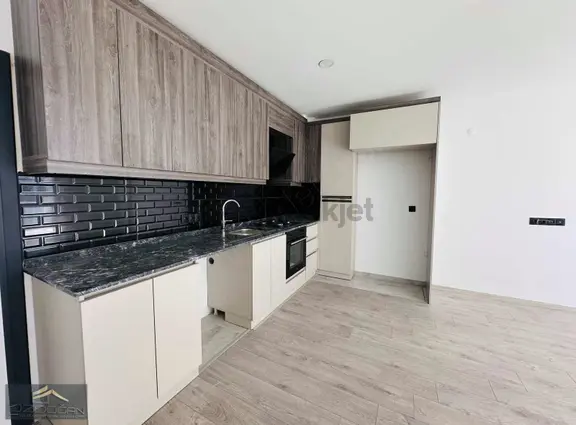 Özdoağn Emalaktan Aynoğlunda 1+1 55m2 Havuzlu Giriş Daire 1