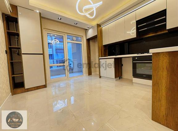**pursaklar'da Ebeveyn Banyolu Asansörlü Ful Yapılı 4+1 Daire** 2