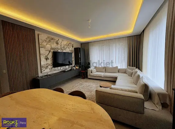 Serdivan'da Site İçi Güvenlikli 3+1 Lüks Daire 1