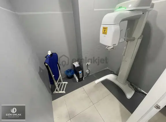 Yeni Mah'de Cadde Üzerinde Kira Getirili İskanlı Dükkan 2