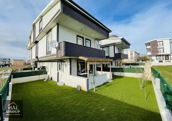 Hal İnşaat Firmasından Alt Yapılı Merkezde Geniş Bahçeli Villa 2