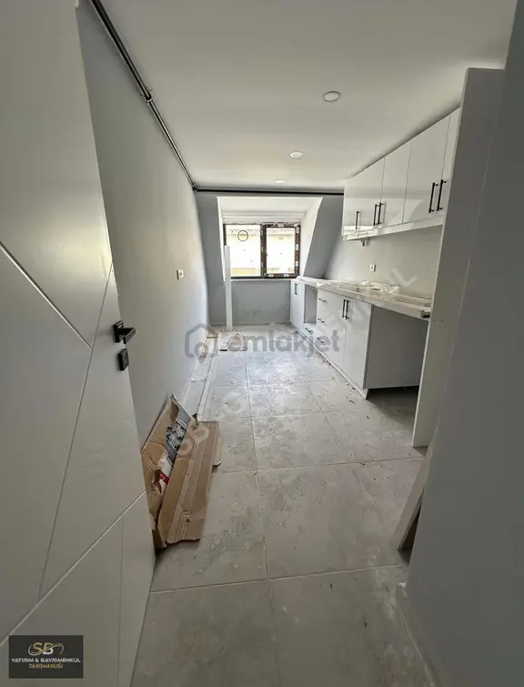 Taşoluk Mah 3+1 Çatı Piyes Daire Yüksek Çatı 1