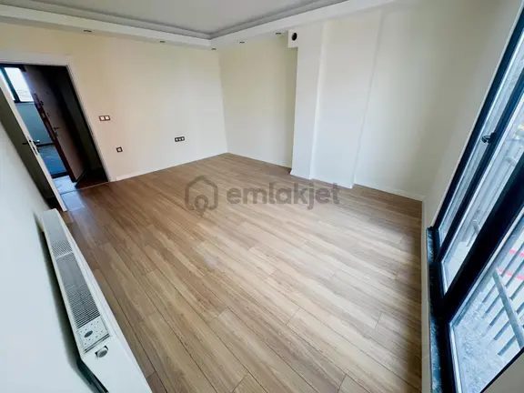 Özgürlük Mah Kent Meydanına Yakın Lüx 2+1 Dubleks Daire 1