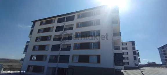 Golden Globy, Haymana Yeni Mahalle'de Çelebilife Sitesinde Satılık Sıfır 3+1 Daire 1