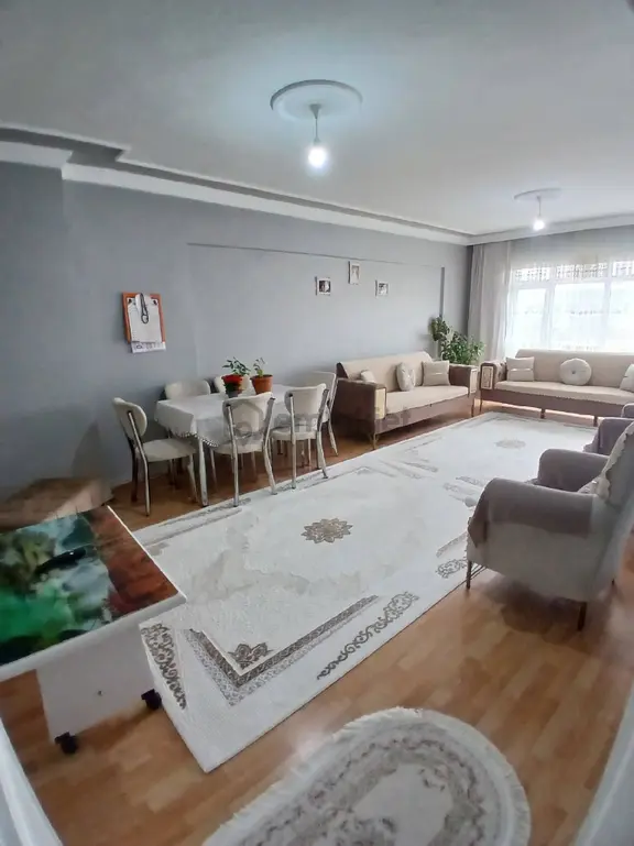 Zafer Mahallesinde Satılık Bakımlı Daire 2