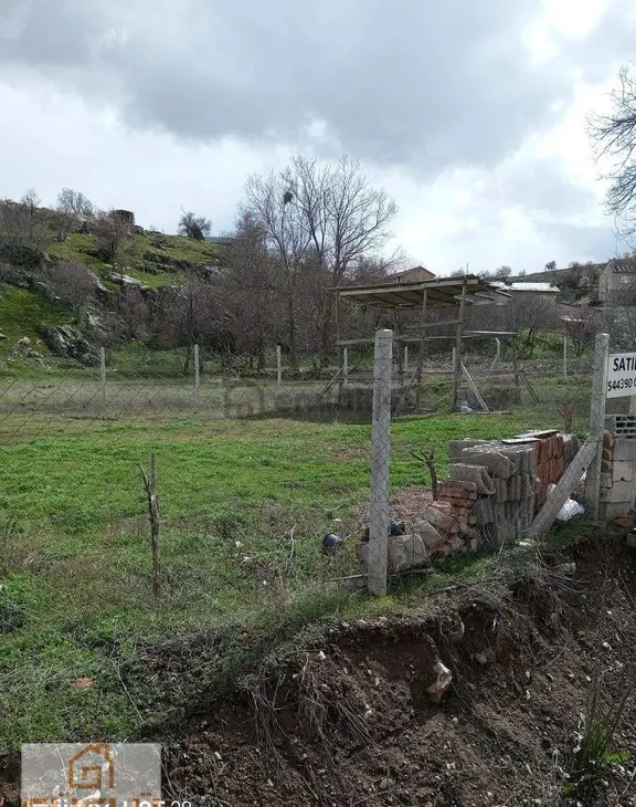 Gödene Bölgesi Dereye Cephe Müstakil Bahçe 2