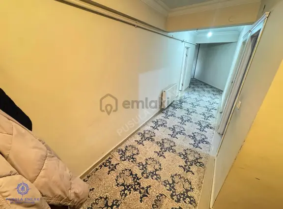 Ｐｕｓｕｌａ'ｄａｎ Cadde Üzerinde Krediye Uygun Ara Kat'ta 3+1 Daire 2