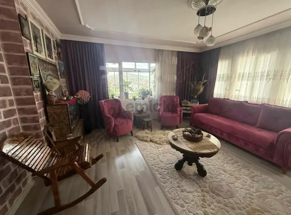 Zafer Mahallesinde 3+1 Geniş Doğalgazlı Daire 1