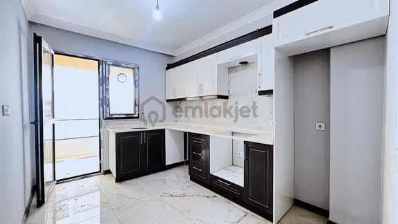Hemen Taşınmaya Hazır! 2+1 Ebeveyn Banyolu Balkonlu Daire 1