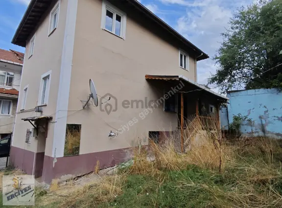 Başiskele Yeniköy'de 413 M2 Satılık Arsa %30 3 Kat İmarlı 2