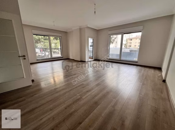 Sağlam'dan Erenköyde Yeni Bina 170m2 4+1 Balkonlu Satılık Daire 1