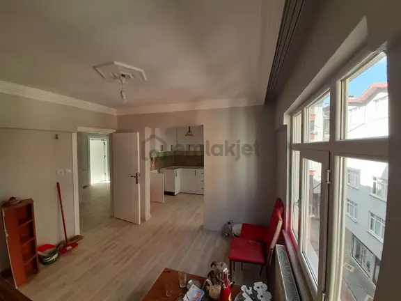 Bulancak Satılık Yeni Tadilatlı 3.kat, 3+1 Daire 2