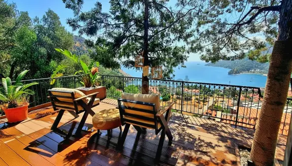 Cb Marina'dan Turunçta Deniz Manzaralı Eşyalı Kiralık 2+1 2