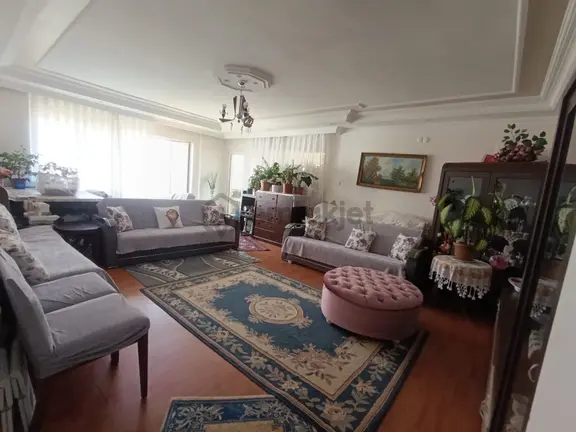 Satılık Beylikdüzü Ceylan Sit.180 M2.3+1 7.kat Açık Otoparklı 1