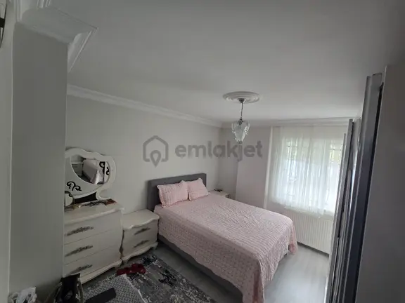 Pendik Esenyalıda Satılık 3+1 Daire 1