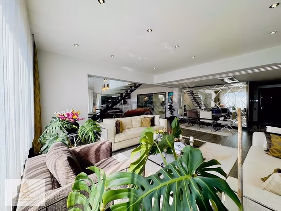 Msg'den Asmira Loft'ta 4+1 Panoramik Körfez Manzaralı Lüks Loft 2