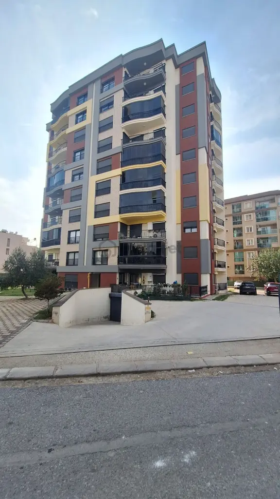 Akıncılar'da Site İçinde E.banyolu 3+1 Full Eşyalı Satılık Daire 1