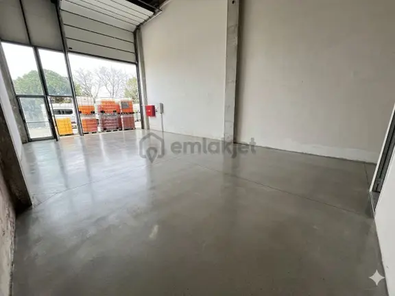 Velimeşe Osb'de Avantaj Avm Karşısı Satılık Dükkan / İşyeri 1
