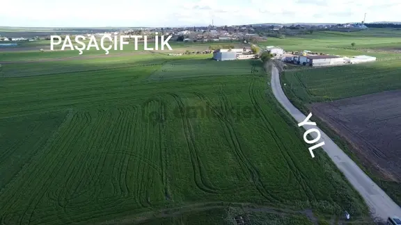 Balıkesır Gönen Paşa Çıftlık Mahallesı’nde 3322 Metre² Satılık Tarla 2