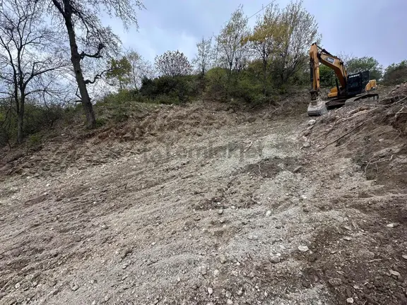 Alanya Güney Mahallesinde 920 Mt2 Yatırımlık Tarla 2