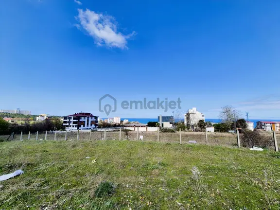 Yağmur Emlak'tan Körfeze 1,5 Km 820 M² Satılık Arsa 2
