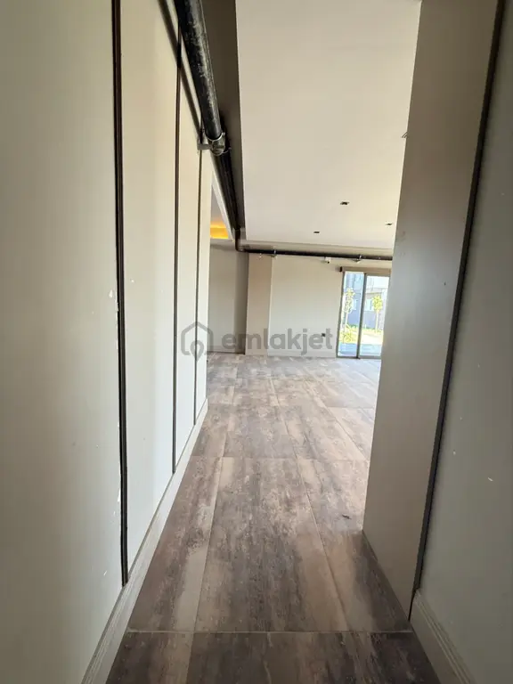 Kabasakal’da Havuzlu Sitede 2+1 Sıfır Ultra Lüks Daire! 2
