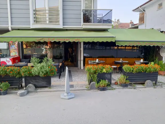 Atatürk İlokulu Karşısı Devren Kiralık Cafe 1