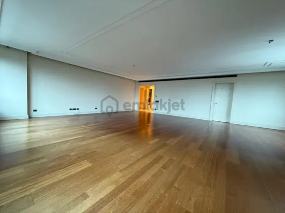 Metrocity'de 302 M2 Satılık 4+1 Daire 2