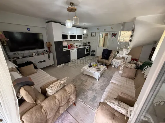 İzmir Dikili Salihleraltında Satılık 3+1 Köşe Villa 1