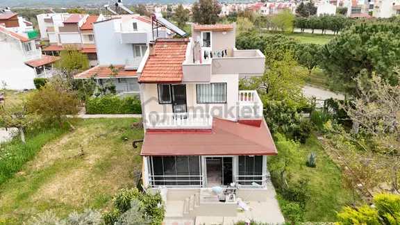 İzmir Dikili Salihleraltında Satılık 3+1 Köşe Villa 2