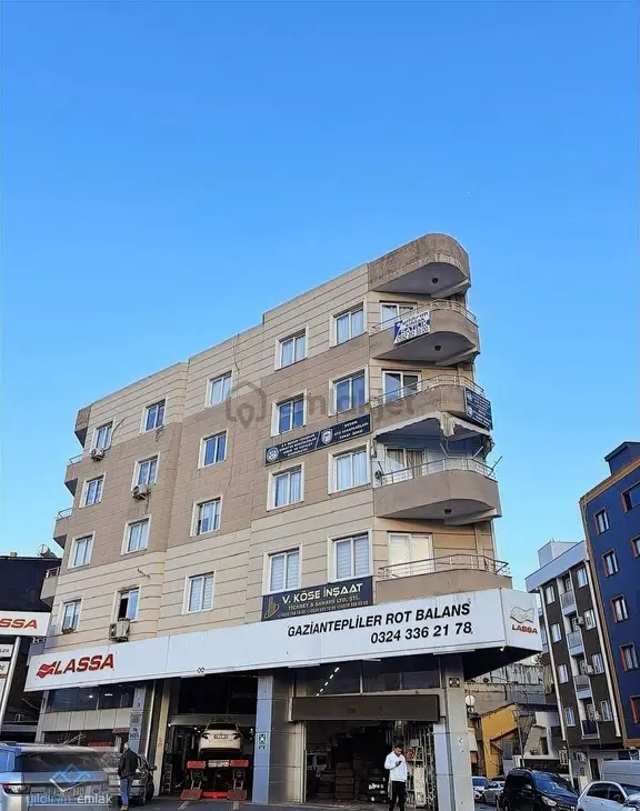 Yıldırım Gayrimenkul'den Gmk Üzeri Muhteşem Lokasyonda Daire 1