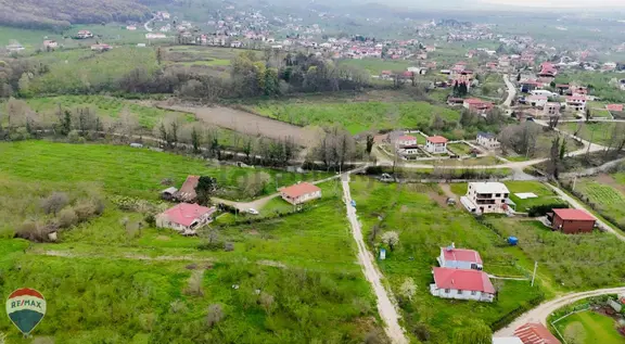 Akyazı Cumhuriyet Küçücek Mah.satılık 815 M² İmarlı Arsa. 1