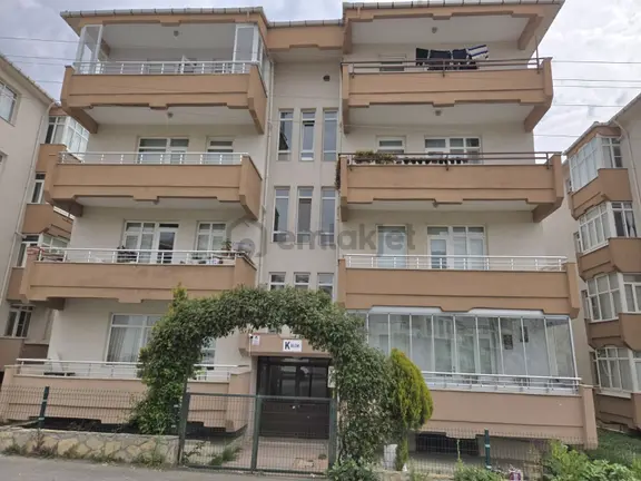 Keşan Aşağı Zaferiye Mah. Yenilenmiş 3+1 Satılık Daire 1