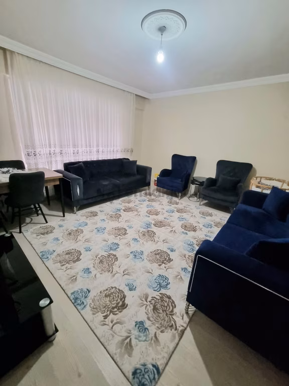 H.gazi Pazar Pazarına Yürüme Mesafesi Kat Konumunda Y.giriş 2+1 2