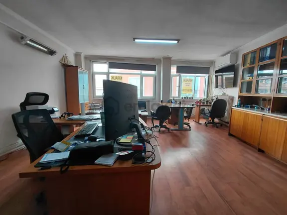 Şişli Mecidiyeköy Meydana 2 Dk. 50m2 Satılık Büro/işhanı Katı 1
