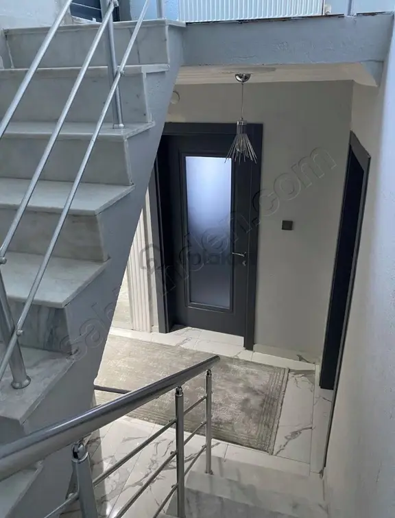 Saruhanlıda Satılık Bağ Ev Ve Çiftlik 2