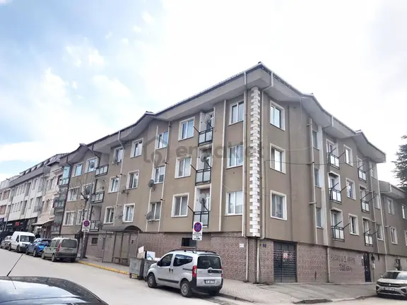 Buewo'dan / Büyükdere'de / 3+1 / Ara Kat / 135 M²/ Tamamen Yenilenmiş Daire 1