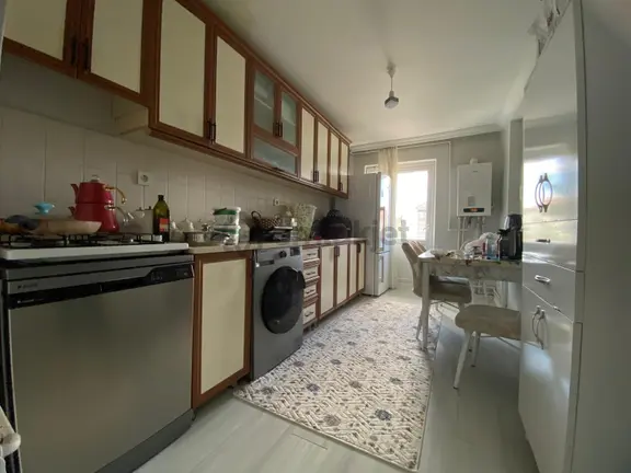 Fiyat Düştü Osmanlı Mahallesi 3.ara Kat 2+1 Yapılı Satılık Daire 2