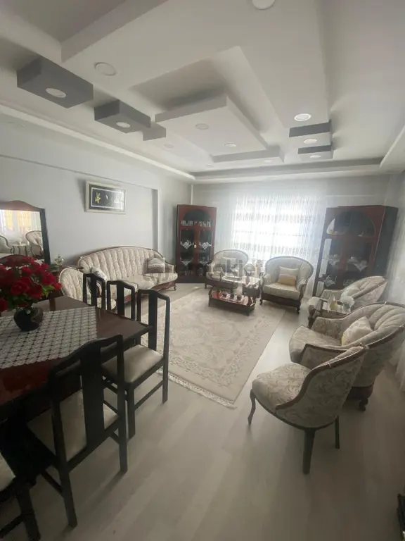Hsk Rönesans Emlaktan Şarkışla Yağmur Sitesinde Satılık 3+1 Daire(garajlı) 2