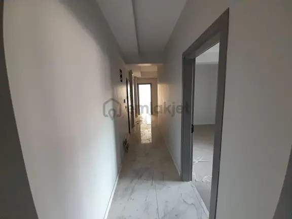 İzmir Bergama Fatih Mh 2+1 Yüksek Giriş Kiralık Sıfır Daire 2